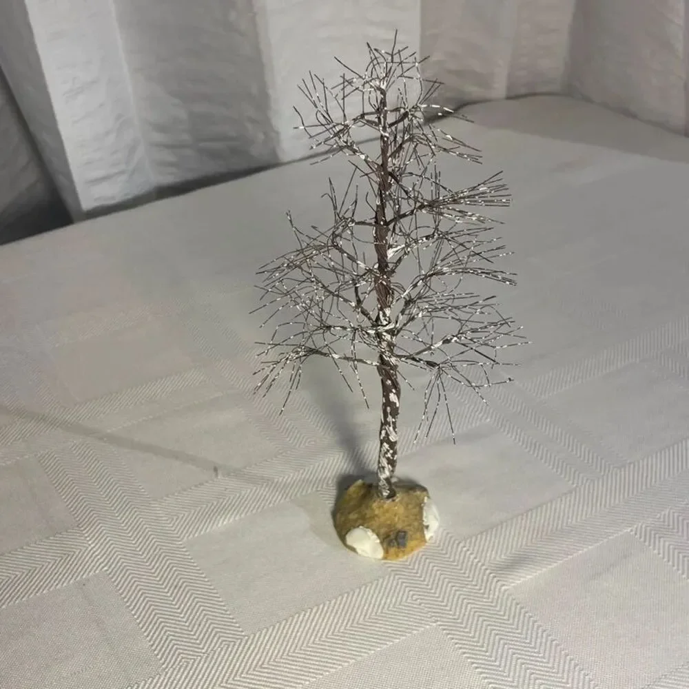 Lemax Snow Queen Tree Large #74293 Christmas Village Winter Tree 2017(c23-926y-1